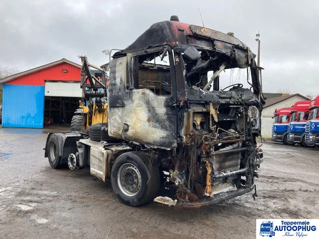 MAN TGX 26.510 Damage burnt - Cap tractor: Foto 2 MAN TGX 26.510 Damage burnt - Cap tractor: Foto 2
