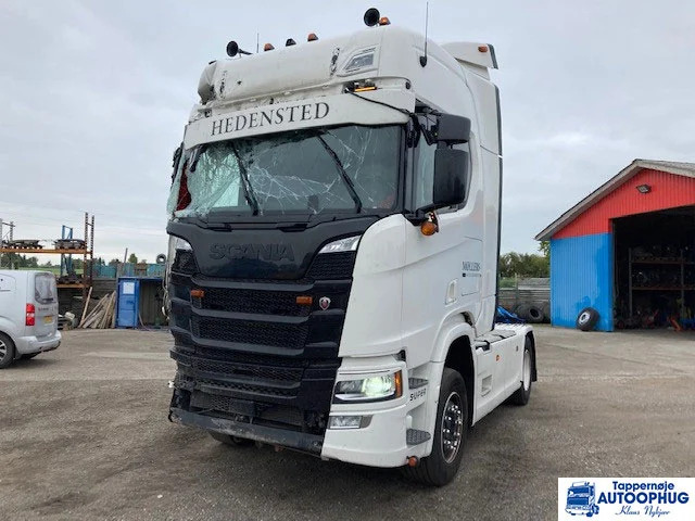 Scania R450 4X2 Retarder Damage - Cap tractor: Foto 1 Scania R450 4X2 Retarder Damage - Cap tractor: Foto 1