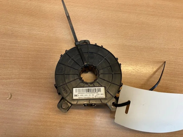 Mercedes A0004462634 – Mercedes sensor steering clock - Sistem electric pentru Camion: Foto 1 Mercedes A0004462634 – Mercedes sensor steering clock - Sistem electric pentru Camion: Foto 1