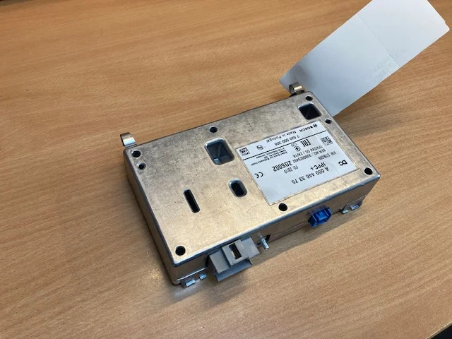 Mercedes A0004463375 – Mercedes ECU IPPC+ - Calculator de bord pentru Camion: Foto 1 Mercedes A0004463375 – Mercedes ECU IPPC+ - Calculator de bord pentru Camion: Foto 1