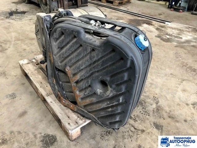 Scania Adblue pumpe Adblue tank P/N: 2141802 – 1884225 - Rezervor pentru AdBlue pentru Camion: Foto 1 Scania Adblue pumpe Adblue tank P/N: 2141802 – 1884225 - Rezervor pentru AdBlue pentru Camion: Foto 1