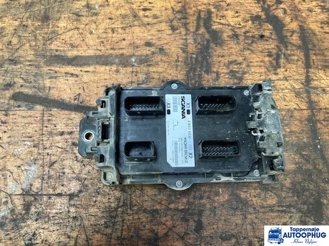 Scania ECU BMS – Scania 2823540 - Calculator de bord pentru Camion: Foto 1 Scania ECU BMS – Scania 2823540 - Calculator de bord pentru Camion: Foto 1