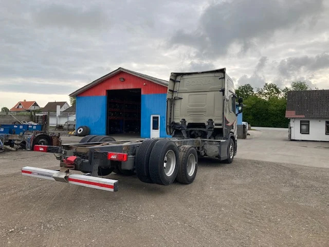 Scania R650 6X2 Retarder - Camion şasiu: Foto 4 Scania R650 6X2 Retarder - Camion şasiu: Foto 4