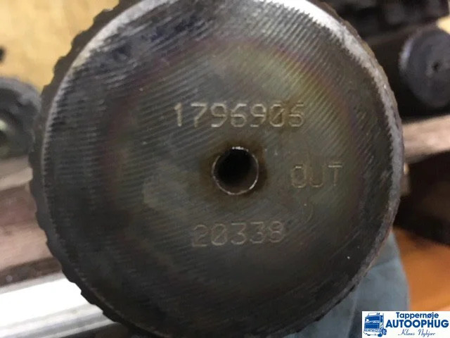Scania R885 stikaksel P/N: 1796906 / 1796908 - Diferențial pentru Camion: Foto 1 Scania R885 stikaksel P/N: 1796906 / 1796908 - Diferențial pentru Camion: Foto 1