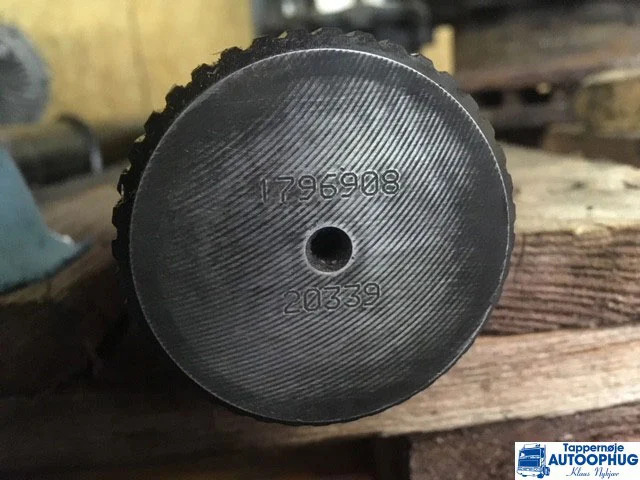 Scania R885 stikaksel P/N: 1796906 / 1796908 - Diferențial pentru Camion: Foto 2 Scania R885 stikaksel P/N: 1796906 / 1796908 - Diferențial pentru Camion: Foto 2