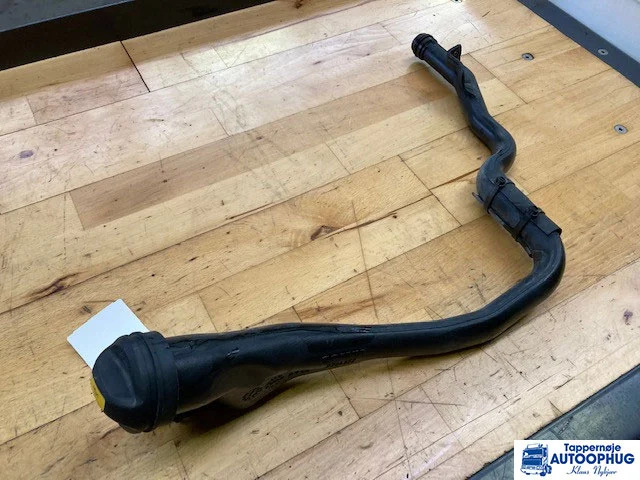 Scania olie påfyldning studs Scania 2876062 , 2584855 - Motor şi piese pentru Camion: Foto 1 Scania olie påfyldning studs Scania 2876062 , 2584855 - Motor şi piese pentru Camion: Foto 1