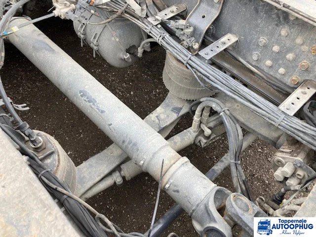 Volvo FH500 TC 8X2 - Camion şasiu: Foto 4 Volvo FH500 TC 8X2 - Camion şasiu: Foto 4