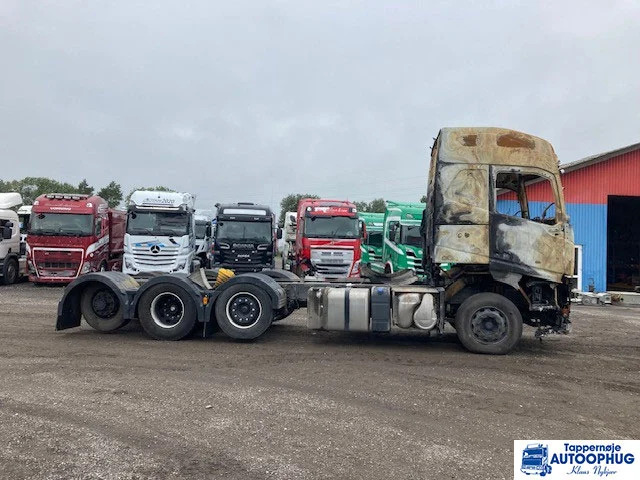 Volvo FH500 TC 8X2 - Camion şasiu: Foto 2 Volvo FH500 TC 8X2 - Camion şasiu: Foto 2