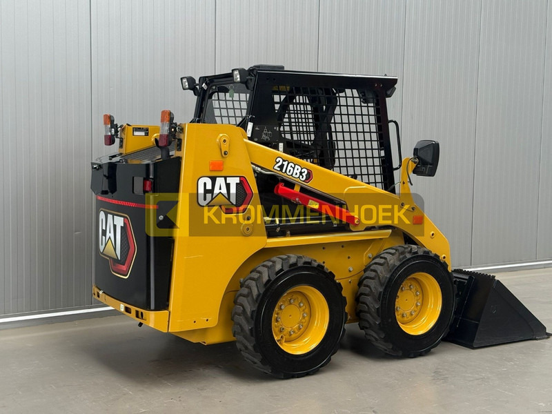 Caterpillar 216 B3 - Mini încărcător: Foto 4 Caterpillar 216 B3 - Mini încărcător: Foto 4