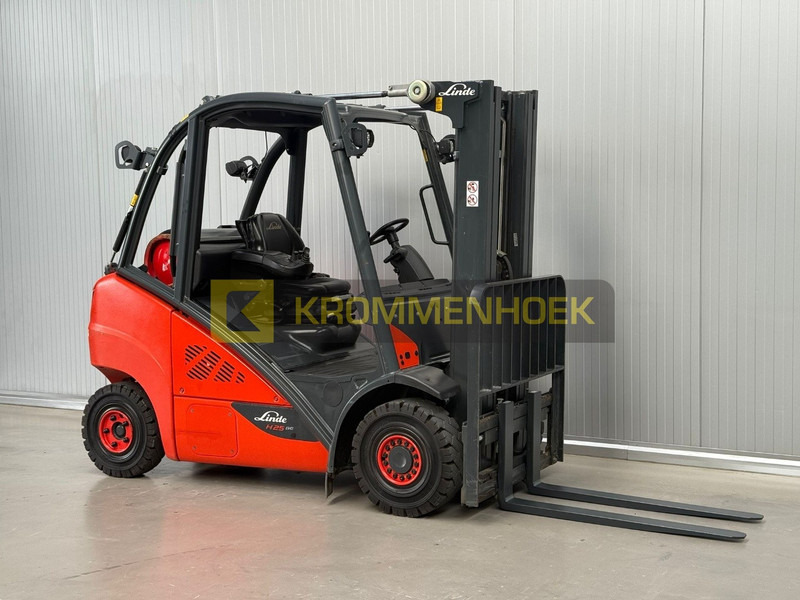 Leasing de Linde H 25 T Linde H 25 T: Foto 6 Leasing de Linde H 25 T Linde H 25 T: Foto 6