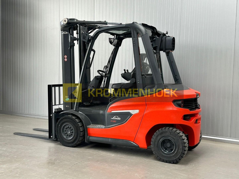 Linde H 30 D - Stivuitor diesel: Foto 3 Linde H 30 D - Stivuitor diesel: Foto 3
