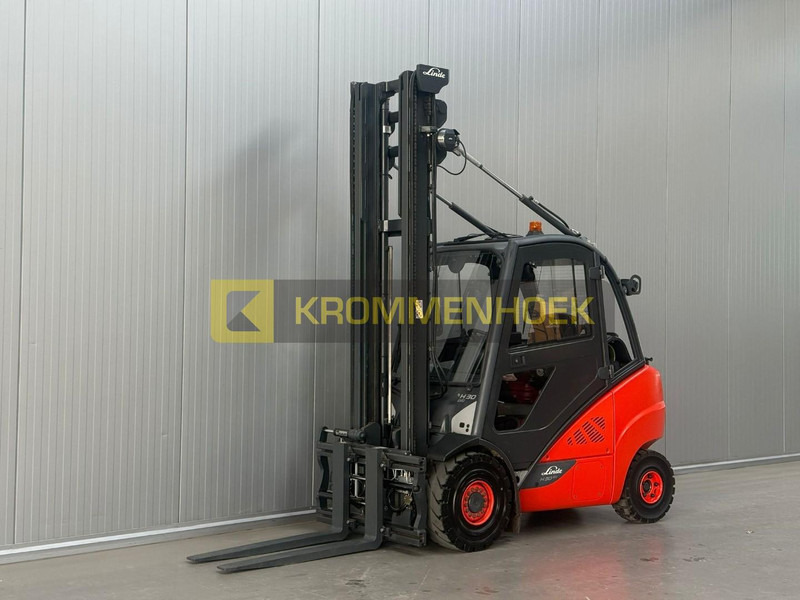 Linde H 30 T - Stivuitor GPL: Foto 2 Linde H 30 T - Stivuitor GPL: Foto 2
