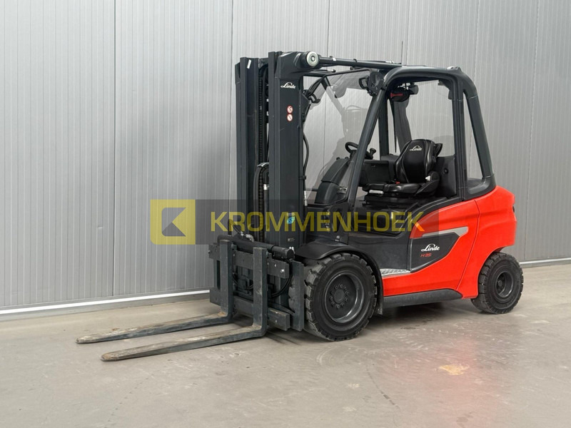 Linde H 35 D-02 - Stivuitor diesel: Foto 2 Linde H 35 D-02 - Stivuitor diesel: Foto 2