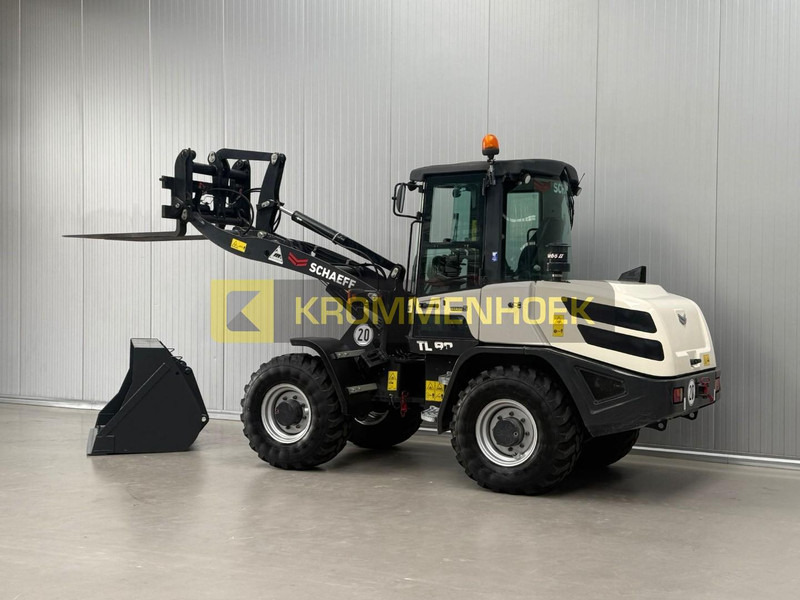 Terex TL80 - Încărcător frontal pe pneuri: Foto 3 Terex TL80 - Încărcător frontal pe pneuri: Foto 3