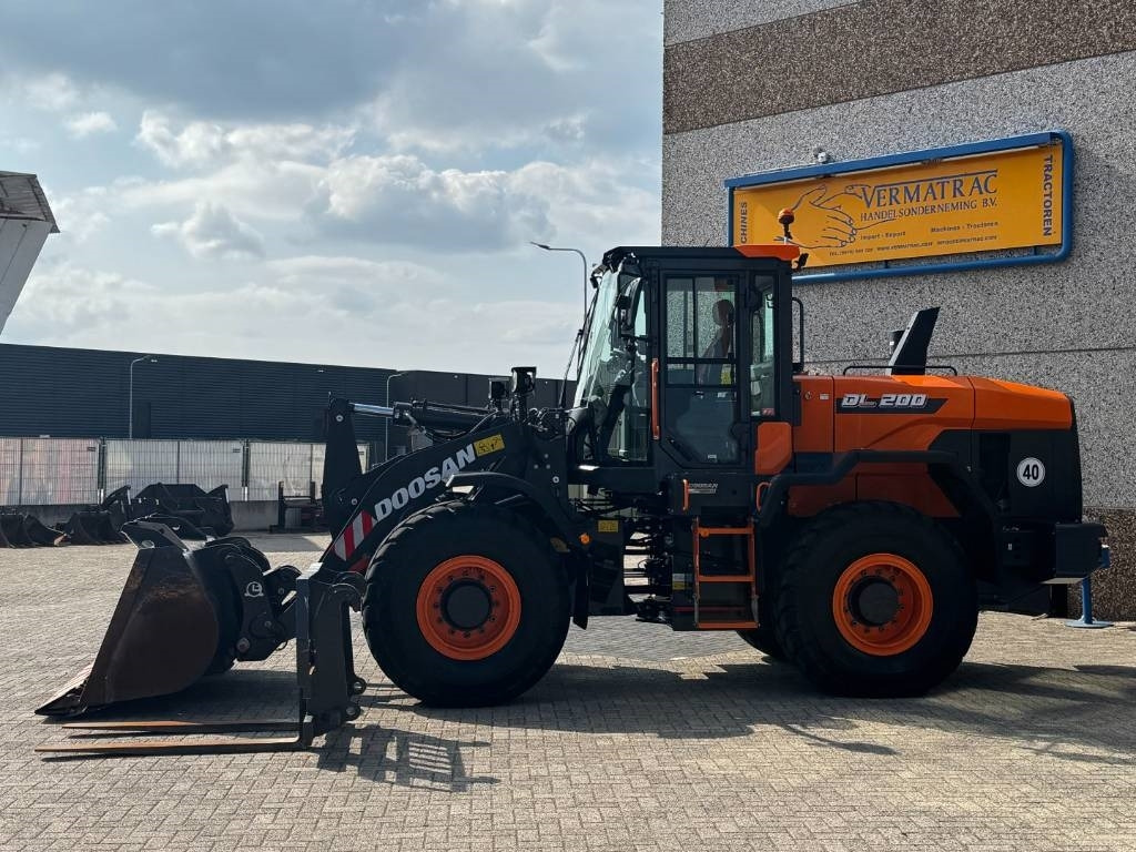Doosan DEVELON /DL200-7, central lubrication, 2022 - Mini încărcător: Foto 3 Doosan DEVELON /DL200-7, central lubrication, 2022 - Mini încărcător: Foto 3