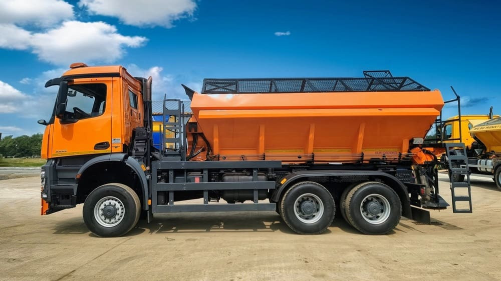 Mercedes-Benz AROCS 3333 6x6 - Camion: Foto 2 Mercedes-Benz AROCS 3333 6x6 - Camion: Foto 2