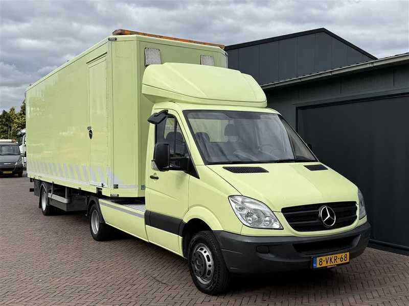 Mercedes-Benz Sprinter 519 BE Trekker 3250 KG laadvermogen Dhollandia Laadklep - Cap tractor: Foto 1 Mercedes-Benz Sprinter 519 BE Trekker 3250 KG laadvermogen Dhollandia Laadklep - Cap tractor: Foto 1