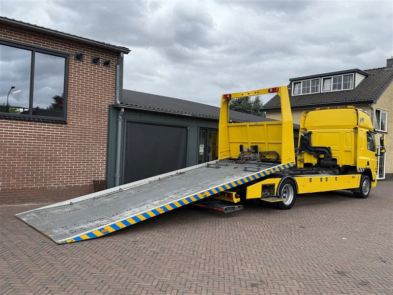 DAF CF 65.300 Towtruck Depannage Lier Brille Sleeper 640x242x104 cm - Maşină de tractare: Foto 2 DAF CF 65.300 Towtruck Depannage Lier Brille Sleeper 640x242x104 cm - Maşină de tractare: Foto 2