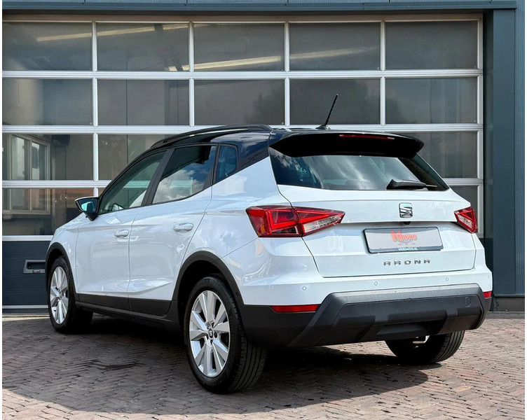 SEAT Arona 1.0 TSI Style Business Intense Carplay Dealeronderhouden Cruise Clima Navi Camera - SUV: Foto 4 SEAT Arona 1.0 TSI Style Business Intense Carplay Dealeronderhouden Cruise Clima Navi Camera - SUV: Foto 4