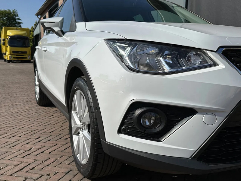 SEAT Arona 1.0 TSI Style Business Intense Carplay Dealeronderhouden Cruise Clima Navi Camera - Hatchback: Foto 4 SEAT Arona 1.0 TSI Style Business Intense Carplay Dealeronderhouden Cruise Clima Navi Camera - Hatchback: Foto 4