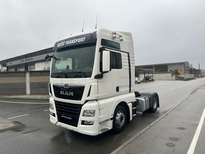 MAN TGX 18.500 - Cap tractor: Foto 2 MAN TGX 18.500 - Cap tractor: Foto 2
