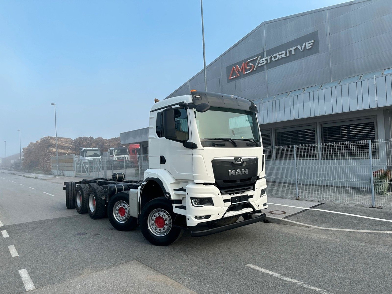 MAN TGS 50.510 10X4-6 BL CH - Camion şasiu: Foto 2 MAN TGS 50.510 10X4-6 BL CH - Camion şasiu: Foto 2