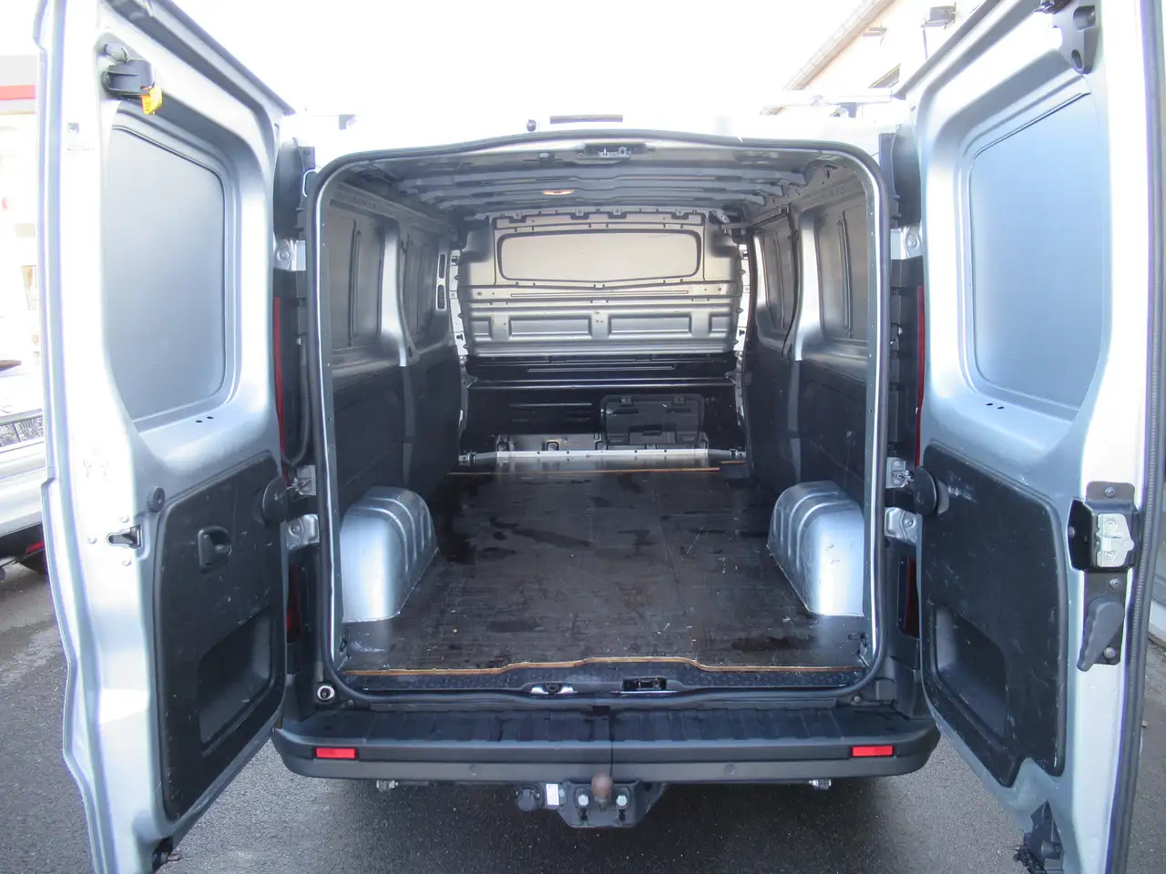 Nissan Primastar L2 150CV airco cruise navi cam 17900€+tva/btw - Alte utilaje: Foto 5 Nissan Primastar L2 150CV airco cruise navi cam 17900€+tva/btw - Alte utilaje: Foto 5