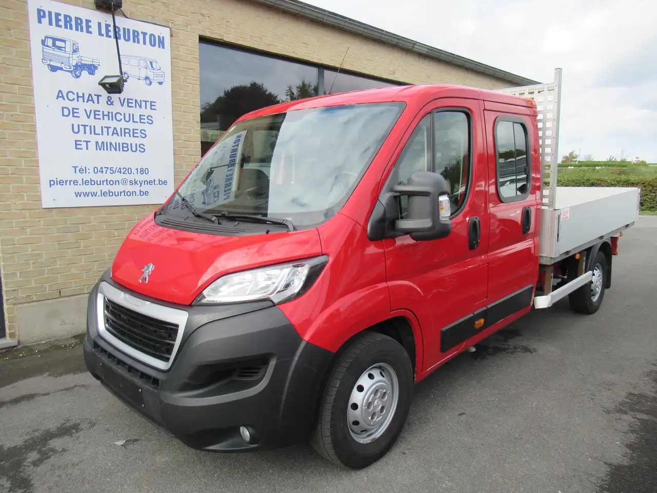 Peugeot Boxer DBLE CAB PLAT 12900€+TVA/BTW - Autoutilitară cu platformă, Autoutilitară cabină dublă: Foto 1 Peugeot Boxer DBLE CAB PLAT 12900€+TVA/BTW - Autoutilitară cu platformă, Autoutilitară cabină dublă: Foto 1