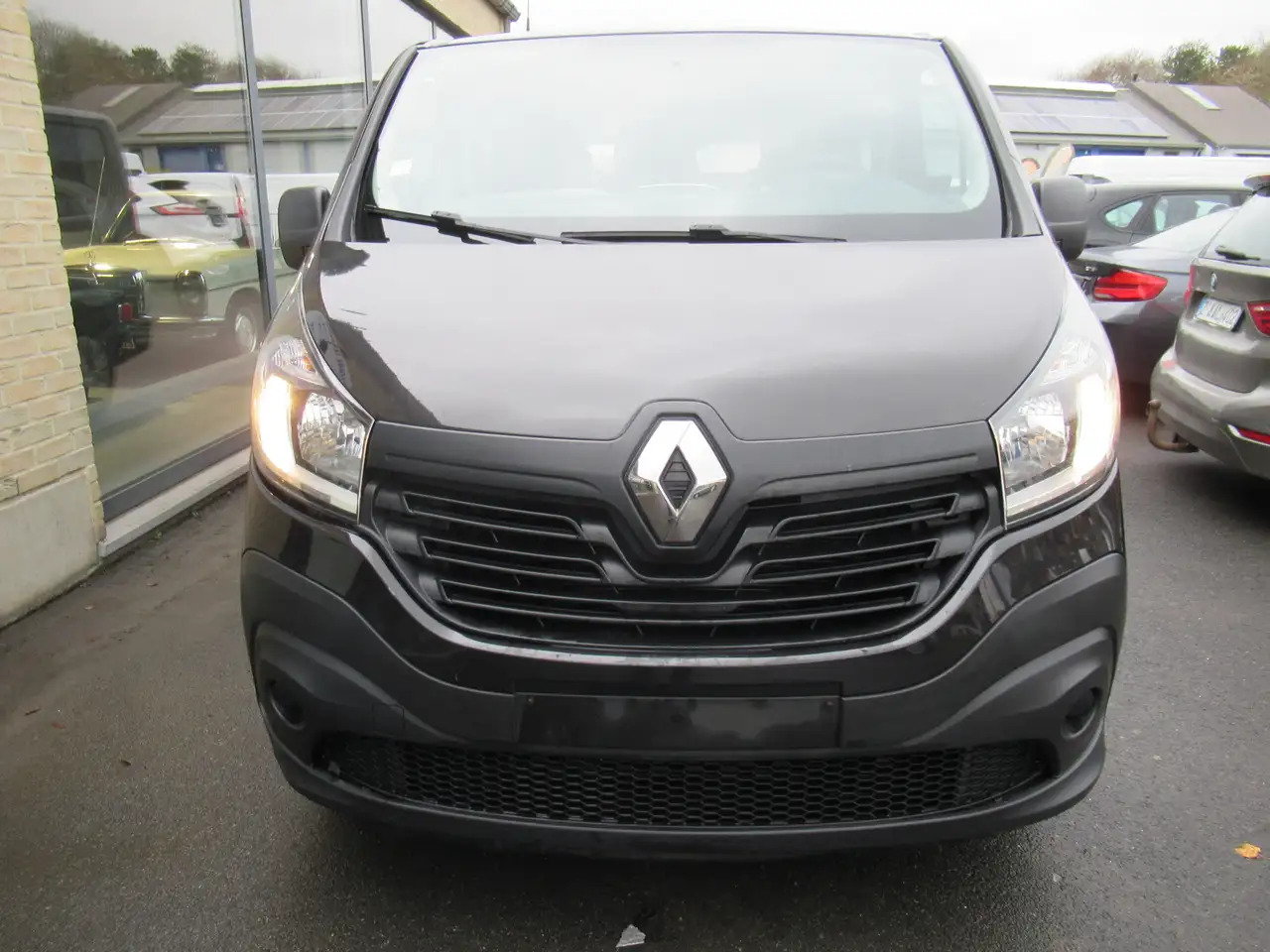 Renault Trafic DBLE CAB L2 AIRCO NAVI CRUISE 14800€+TVA - Autoutilitară cabină dublă: Foto 3 Renault Trafic DBLE CAB L2 AIRCO NAVI CRUISE 14800€+TVA - Autoutilitară cabină dublă: Foto 3