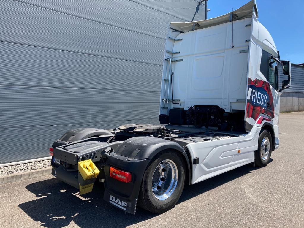 DAF XF 530 FT Alcoa Hydraulik LED Intarder ADR AT - Cap tractor: Foto 4 DAF XF 530 FT Alcoa Hydraulik LED Intarder ADR AT - Cap tractor: Foto 4