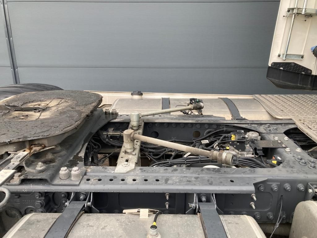 DAF XG 480 FT LED Intarder Kamera Hydraulik DAF XG 480 FT LED Intarder Kamera Hydraulik - Cap tractor: Foto 5 DAF XG 480 FT LED Intarder Kamera Hydraulik DAF XG 480 FT LED Intarder Kamera Hydraulik - Cap tractor: Foto 5