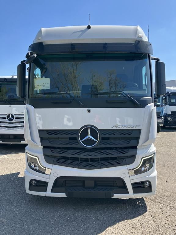 Mercedes-Benz Actros 1851 LS 4x2 - Cap tractor: Foto 3 Mercedes-Benz Actros 1851 LS 4x2 - Cap tractor: Foto 3