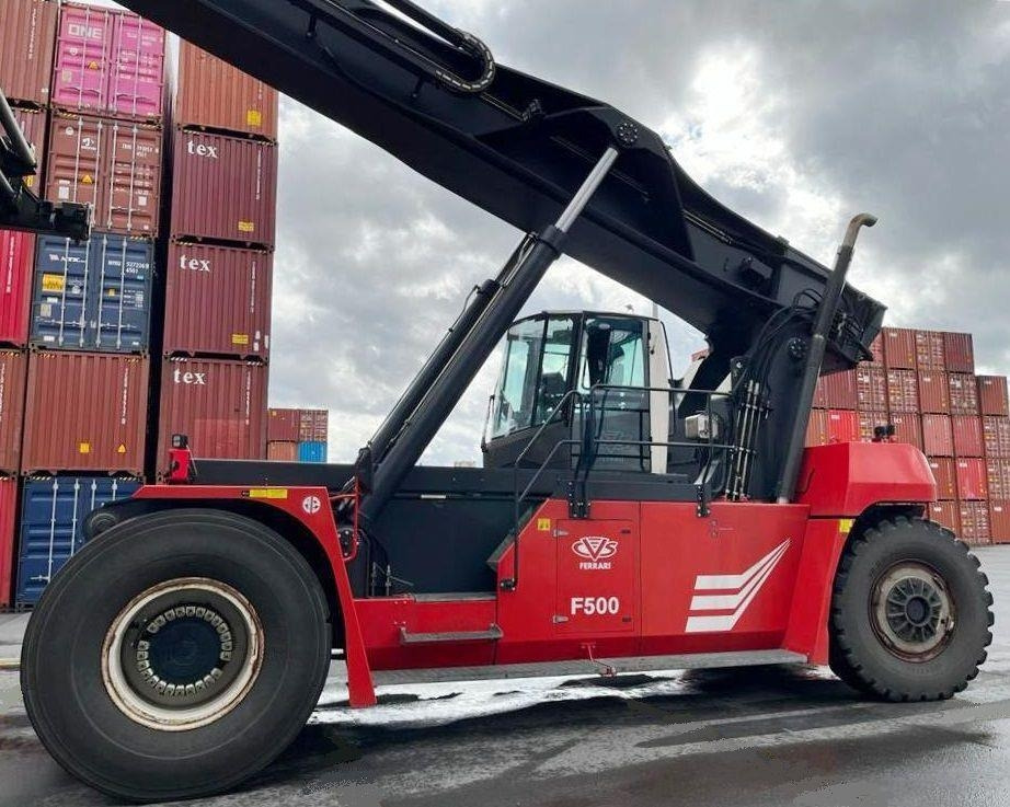 CVS Ferrari F500RS6 S - Reach stacker: Foto 3 CVS Ferrari F500RS6 S - Reach stacker: Foto 3
