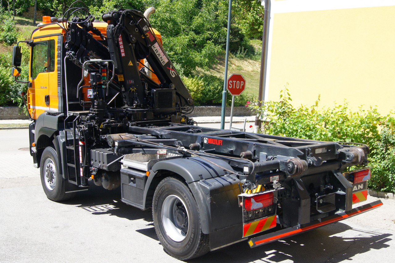 MAN TGA 18.360 BL 4x4/Euro4/TÜV/HIAB 111/MULTILIFT/Winterdienst - Camion basculantă, Camion cu macara: Foto 4 MAN TGA 18.360 BL 4x4/Euro4/TÜV/HIAB 111/MULTILIFT/Winterdienst - Camion basculantă, Camion cu macara: Foto 4