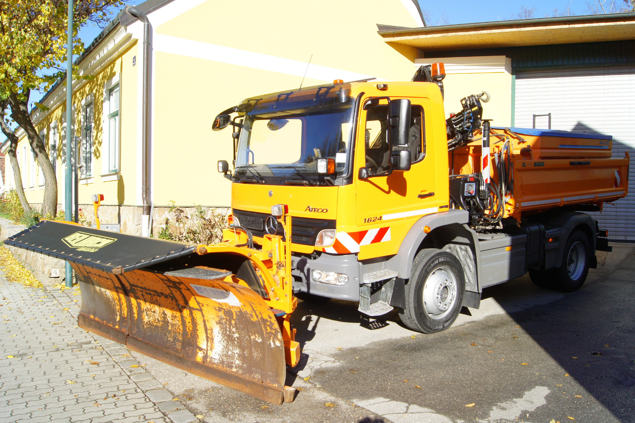 MERCEDES-BENZ ATEGO 1624 4x4/TÜV/Euro 5/HIAB/MEILLER/Winterdienst/Streuer/Schneepflug - Camion basculantă, Camion cu macara: Foto 2 MERCEDES-BENZ ATEGO 1624 4x4/TÜV/Euro 5/HIAB/MEILLER/Winterdienst/Streuer/Schneepflug - Camion basculantă, Camion cu macara: Foto 2