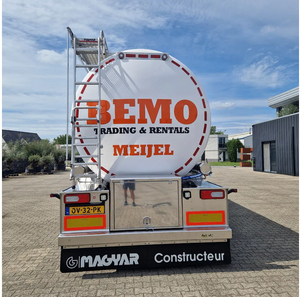 Magyar 36000 liter 1 kamer levensmiddelen tankoplegger TE HUUR / TE KOOP - Semiremorcă cisternă: Foto 3 Magyar 36000 liter 1 kamer levensmiddelen tankoplegger TE HUUR / TE KOOP - Semiremorcă cisternă: Foto 3