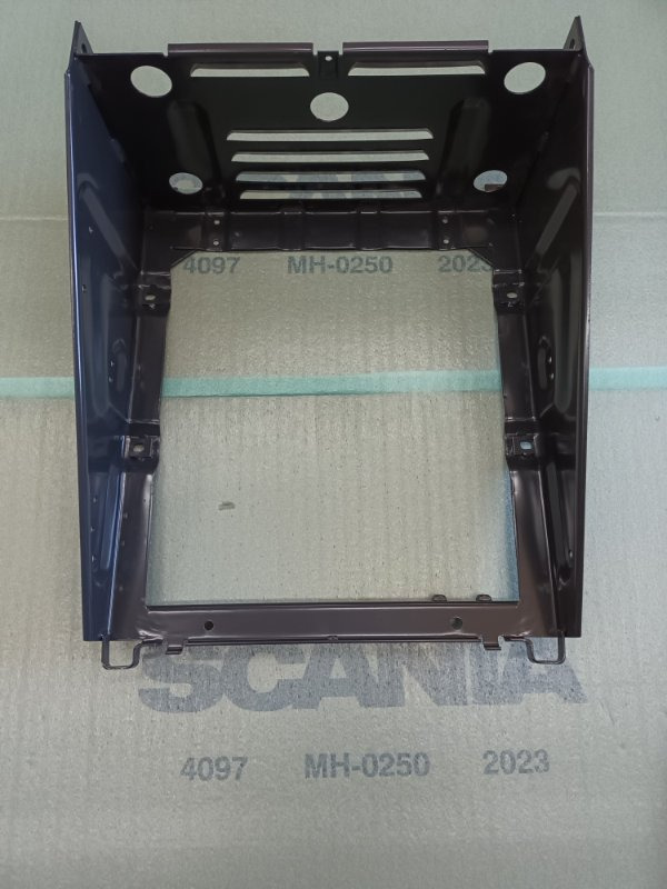 SCANIA BATTERY BOX - 367510 - Acumulator pentru Camion: Foto 1 SCANIA BATTERY BOX - 367510 - Acumulator pentru Camion: Foto 1