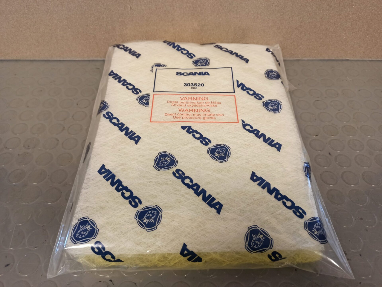 SCANIA CABIN AIR FILTER - 303520 - Filtru de cabină pentru Camion: Foto 1 SCANIA CABIN AIR FILTER - 303520 - Filtru de cabină pentru Camion: Foto 1