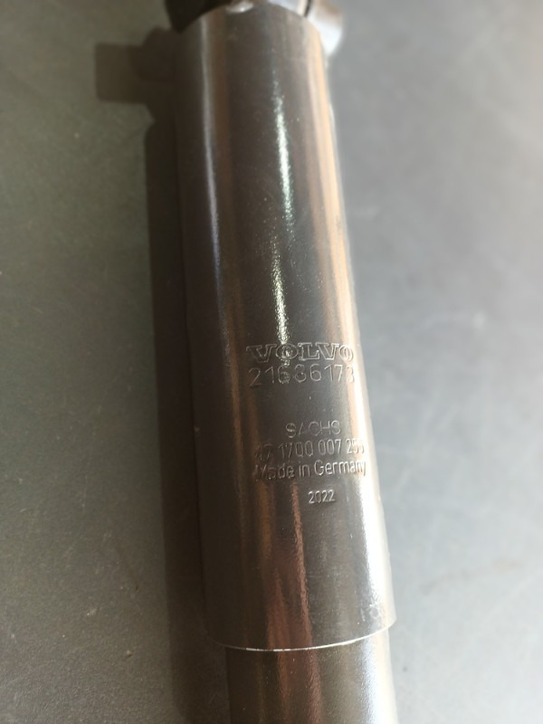 VOLVO SHOCK ABSORBER 21686173 - Amortizor pentru Camion: Foto 2 VOLVO SHOCK ABSORBER 21686173 - Amortizor pentru Camion: Foto 2