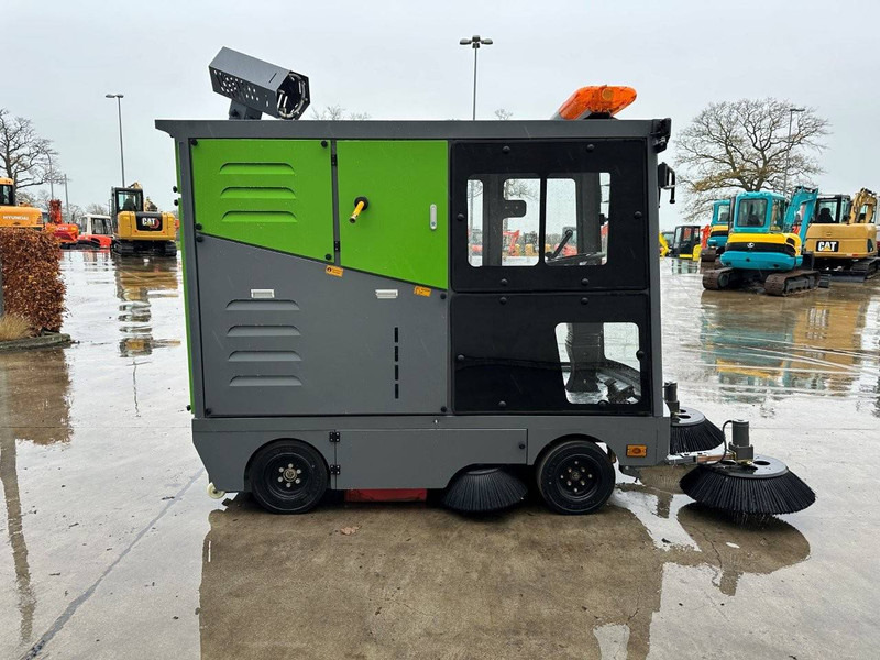 Å koda DY2400 - Măturătoare stradală: Foto 4 Å koda DY2400 - Măturătoare stradală: Foto 4