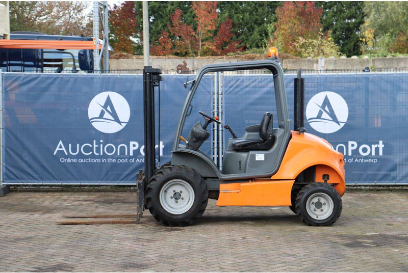 AUSA C 150 H - Stivuitor de teren dificil: Foto 2 AUSA C 150 H - Stivuitor de teren dificil: Foto 2