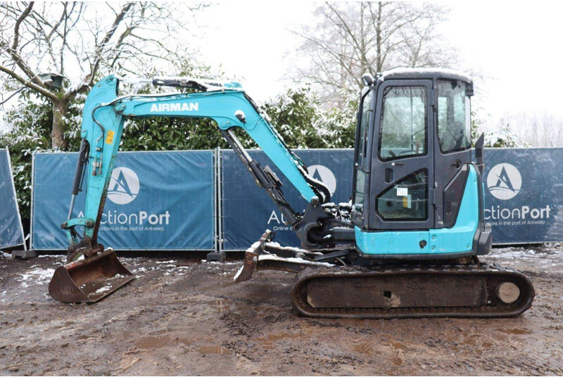 Airman AX48U-6A - Excavator pe şenile: Foto 2 Airman AX48U-6A - Excavator pe şenile: Foto 2