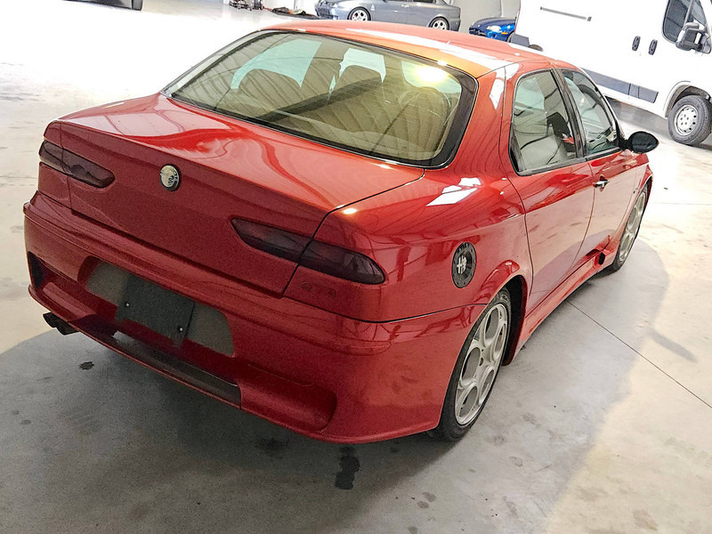 Alfa Romeo 156 GTA - Berlină/ Sedan: Foto 5 Alfa Romeo 156 GTA - Berlină/ Sedan: Foto 5