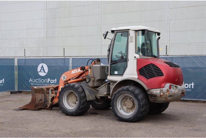 Atlas AR 65-95 - Încărcător frontal pe pneuri: Foto 4 Atlas AR 65-95 - Încărcător frontal pe pneuri: Foto 4