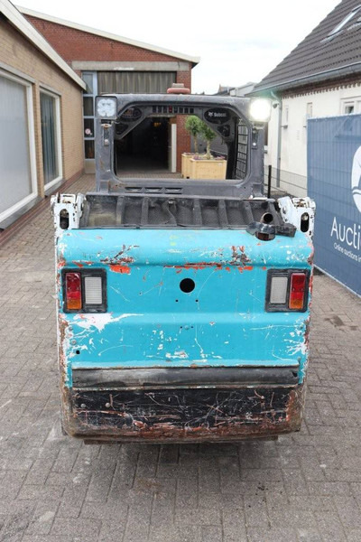 Bobcat S100 - Încărcător frontal pe pneuri: Foto 5 Bobcat S100 - Încărcător frontal pe pneuri: Foto 5