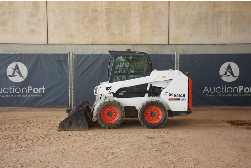 Bobcat S550 - Încărcător frontal pe pneuri: Foto 2 Bobcat S550 - Încărcător frontal pe pneuri: Foto 2
