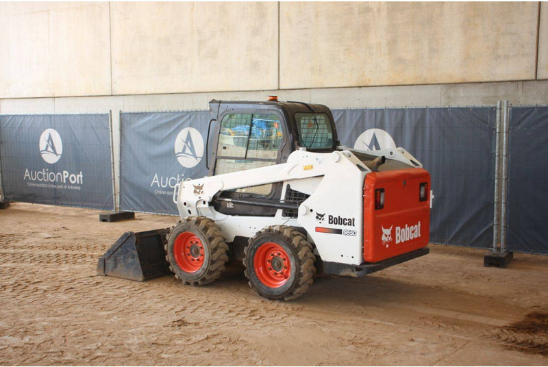 Bobcat S550 - Încărcător frontal pe pneuri: Foto 3 Bobcat S550 - Încărcător frontal pe pneuri: Foto 3