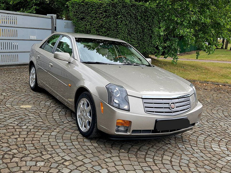 Cadillac CTS (gen I) 3.2 V6 - Berlină/ Sedan: Foto 2 Cadillac CTS (gen I) 3.2 V6 - Berlină/ Sedan: Foto 2