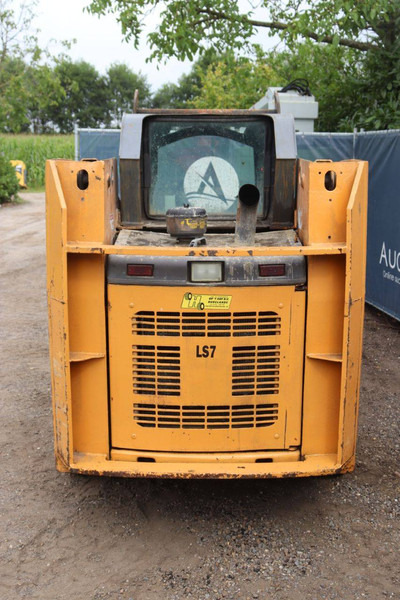 Case LS7 - Încărcător frontal pe pneuri: Foto 5 Case LS7 - Încărcător frontal pe pneuri: Foto 5