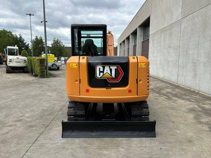 Caterpillar 305.5E2 - Excavator pe şenile: Foto 5 Caterpillar 305.5E2 - Excavator pe şenile: Foto 5